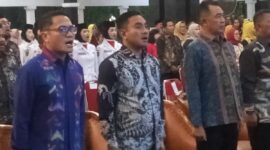 oplus_0